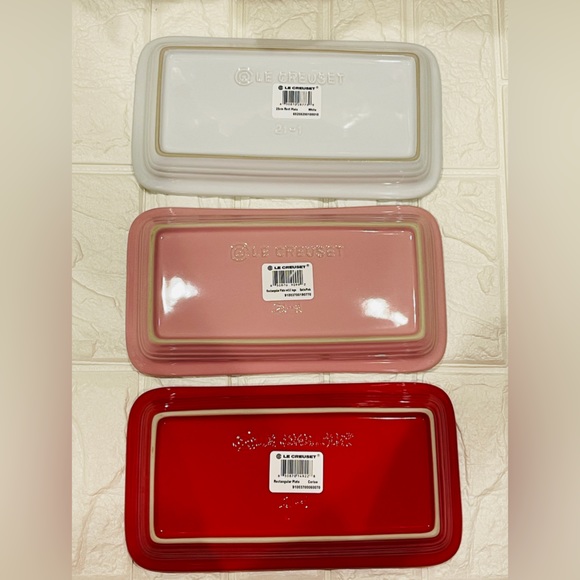 Le Creuset Rectangular Plate Set of 3 - Picture 2 of 3